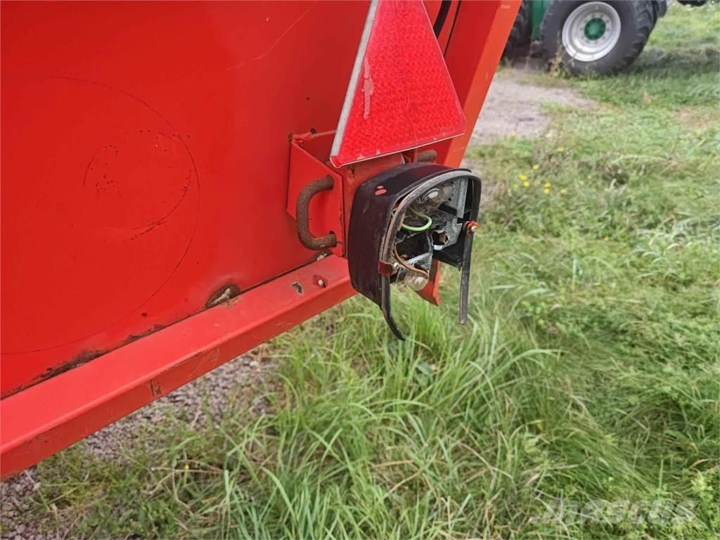Deutz-Fahr E390 Ladewagen