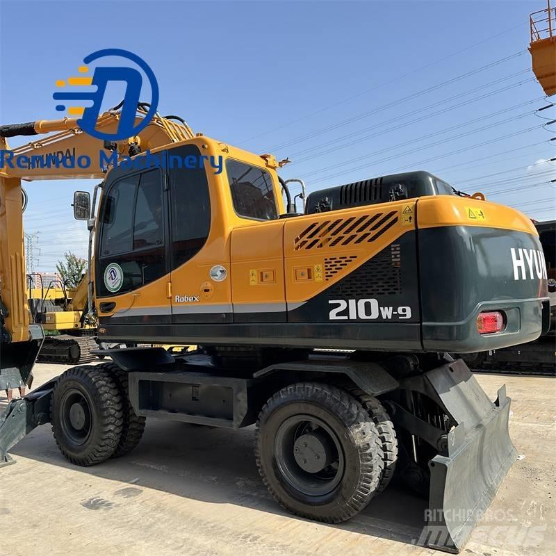 Hyundai 210W-9 Mobilbagger