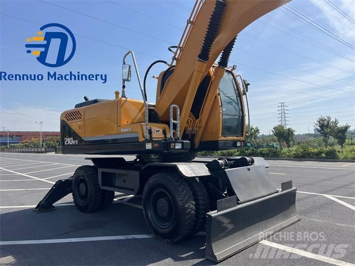 Hyundai 210W-9 Mobilbagger