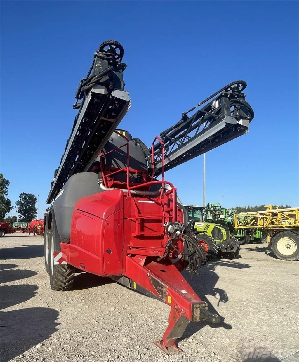 Horsch Leeb 12 TD Anhängespritzen