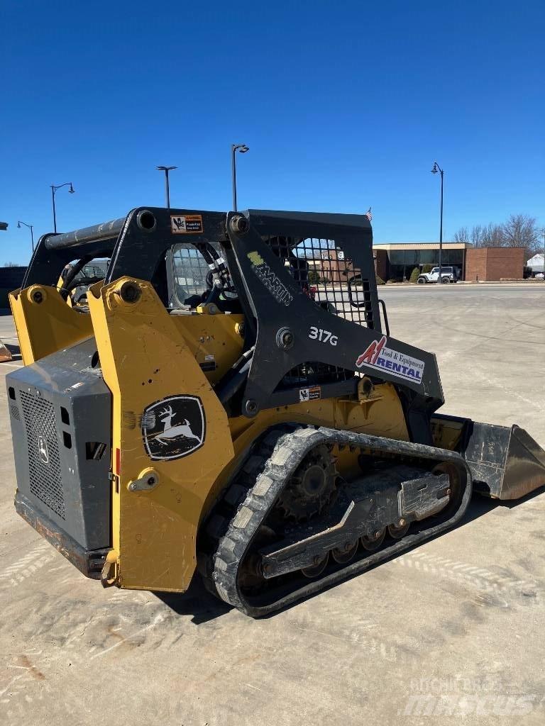 DEERE 317 G Kompaktlader
