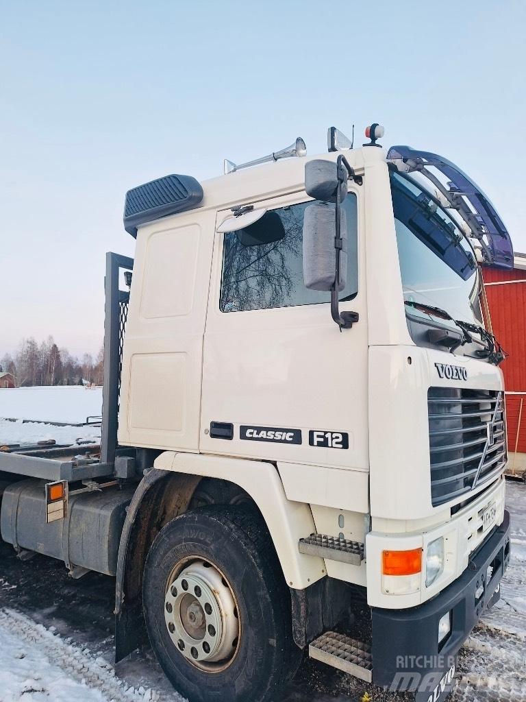 Volvo F 12 Pritschenwagen/Pritschenwagen mit Seitenklappe