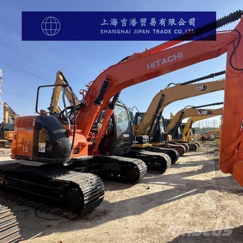 Hitachi ZX 135 Raupenbagger