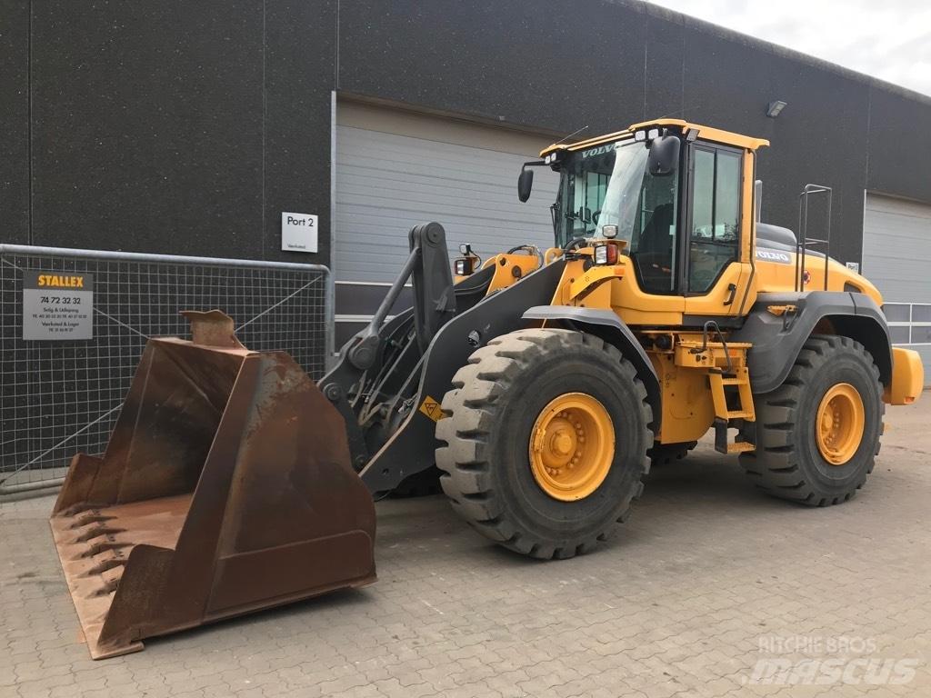 Volvo L110H Radlader