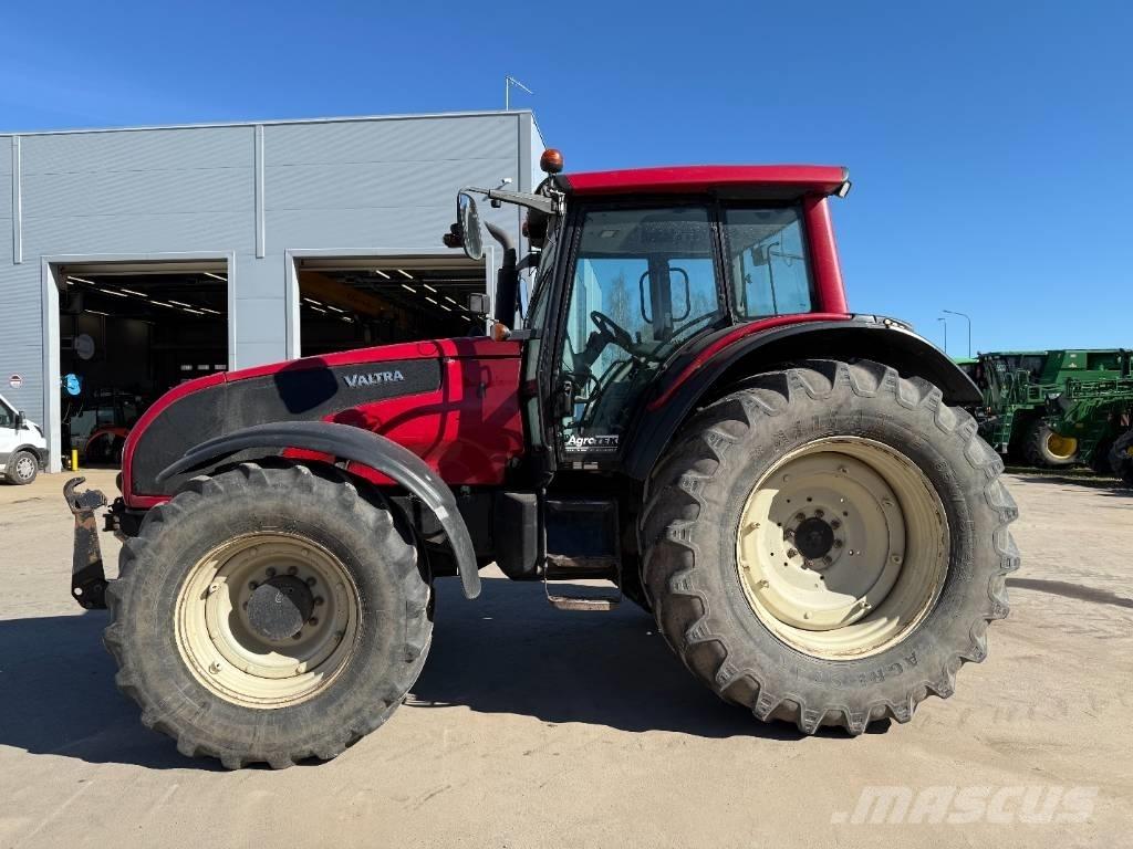 Valtra T 191 Traktoren