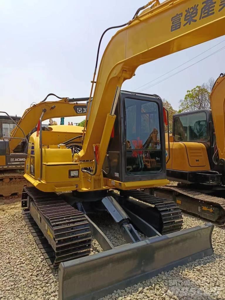 Komatsu PC 70 Midibagger  7t - 12t