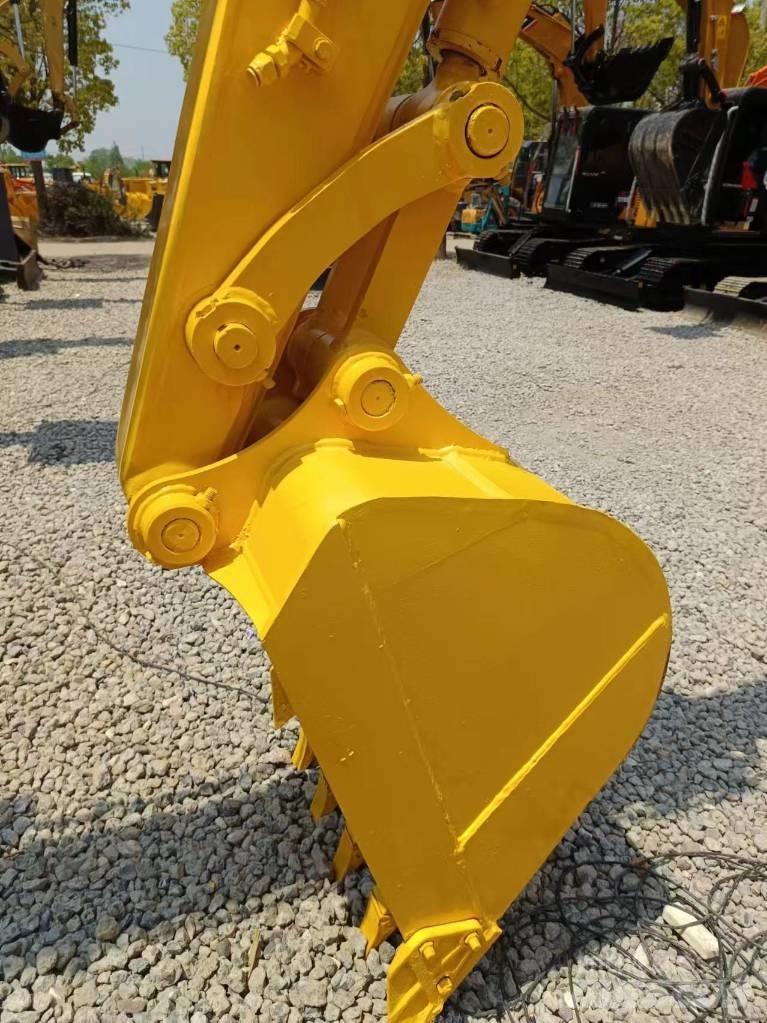 Komatsu PC 70 Midibagger  7t - 12t