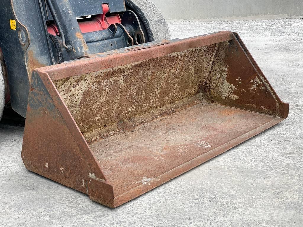 JCB R260 Kompaktlader