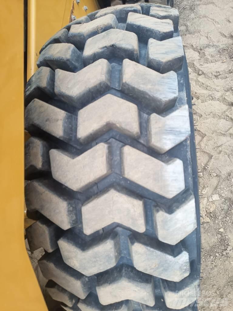 CAT 262 D XPS Kompaktlader