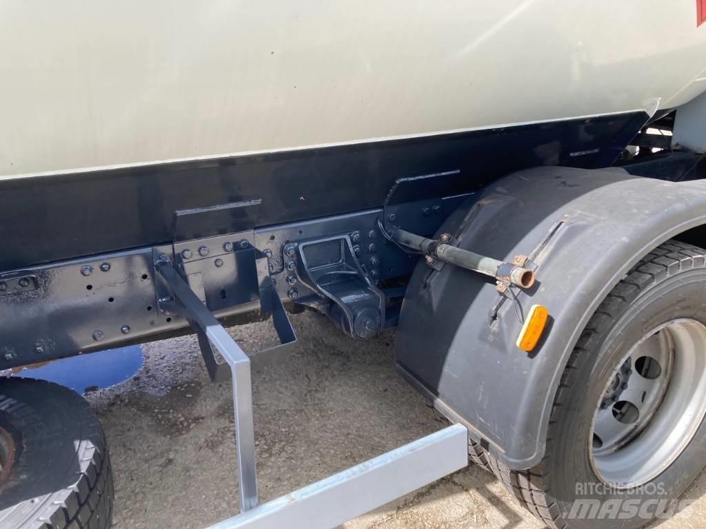 Iveco 135E25 Tankwagen
