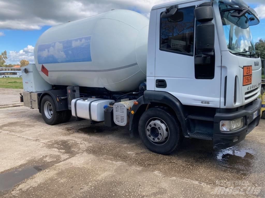 Iveco 135E25 Tankwagen