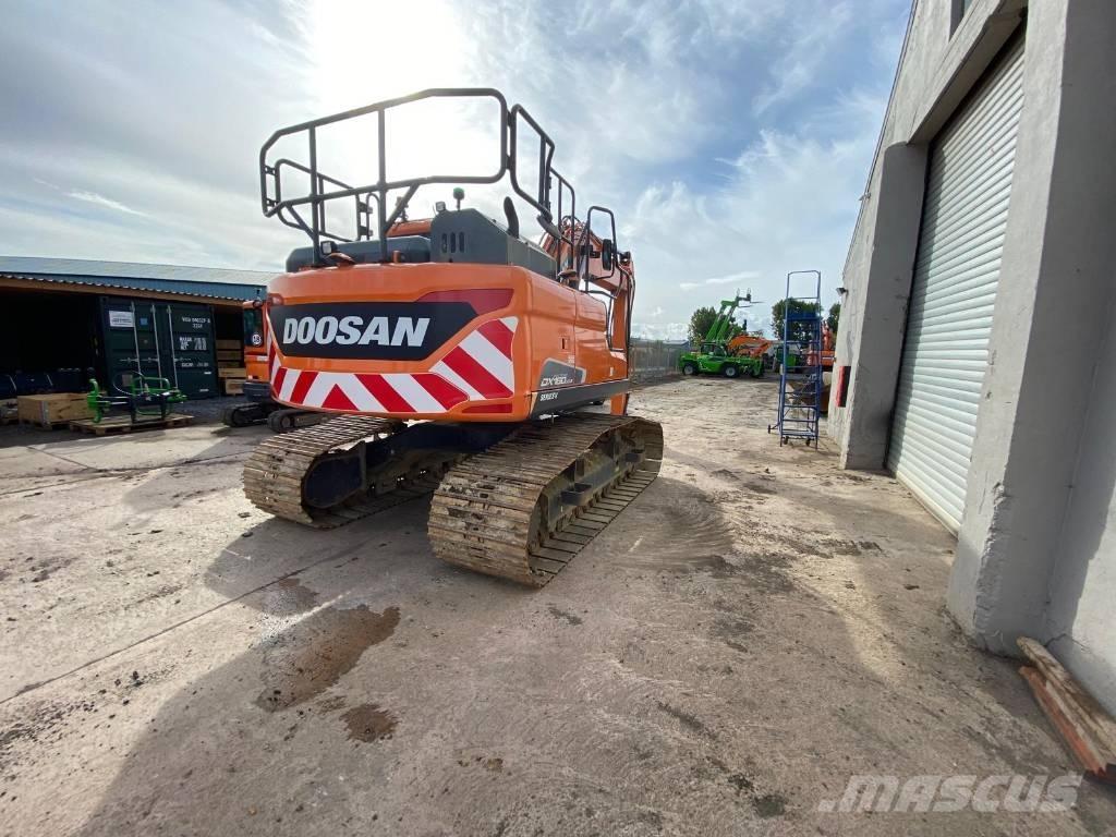 Doosan DX 160 LC Raupenbagger