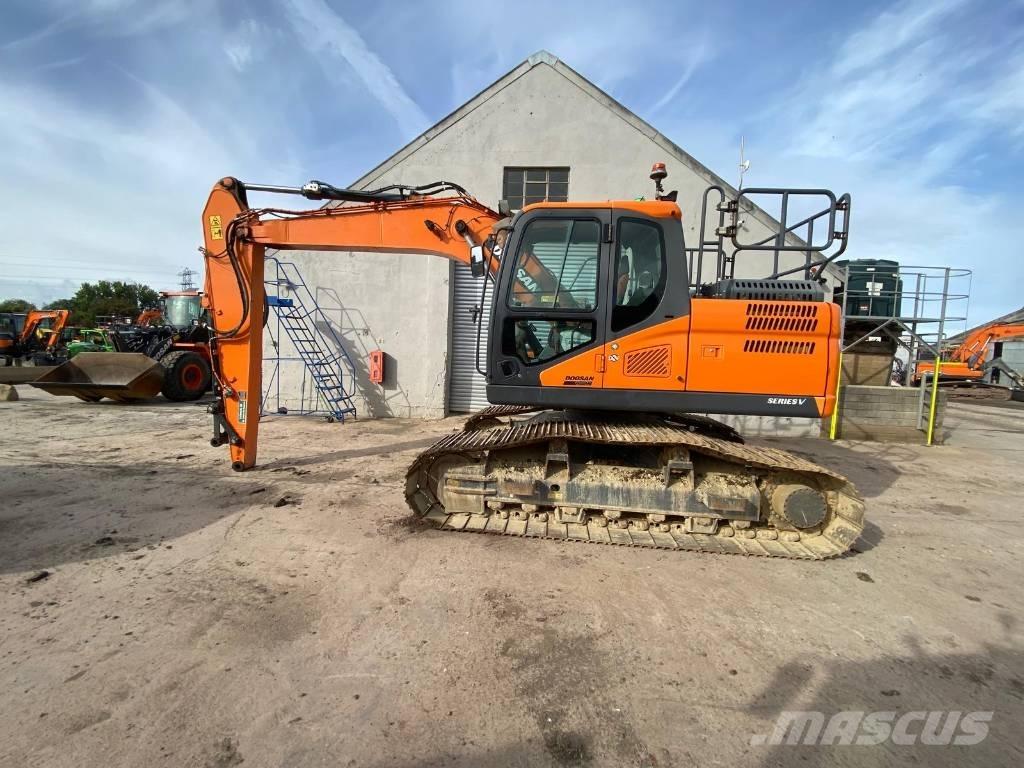 Doosan DX 160 LC Raupenbagger