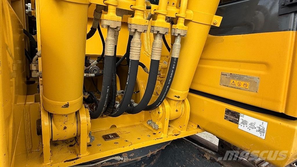 Komatsu PC 210 LC-11 Raupenbagger