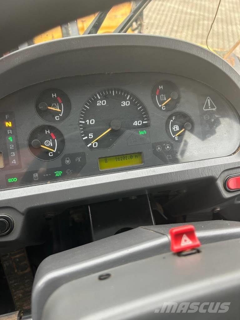 Komatsu WA 470-6 Radlader