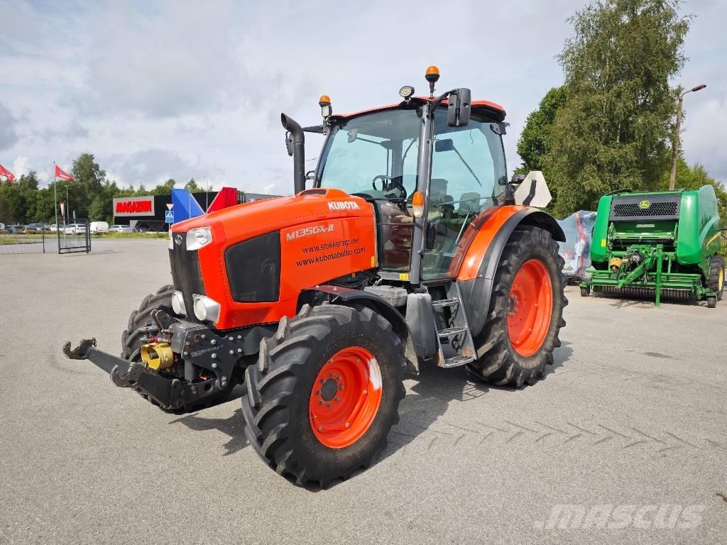 Kubota M135GX-II Traktoren