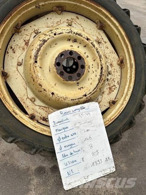Dunlop 9.5R44 Reifen