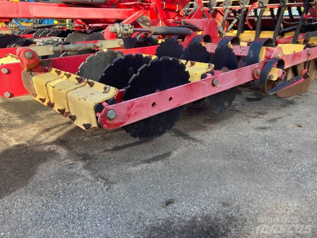 Väderstad Rapid 400C Drillmaschinenkombination