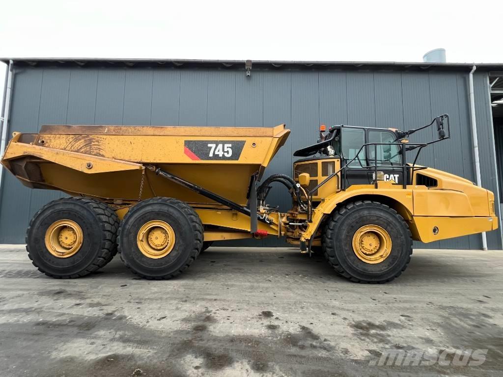CAT 745 04A Dumper - Knickgelenk