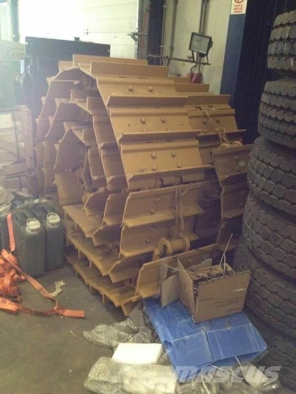 CAT D7G TRACK CHAINS Chassis