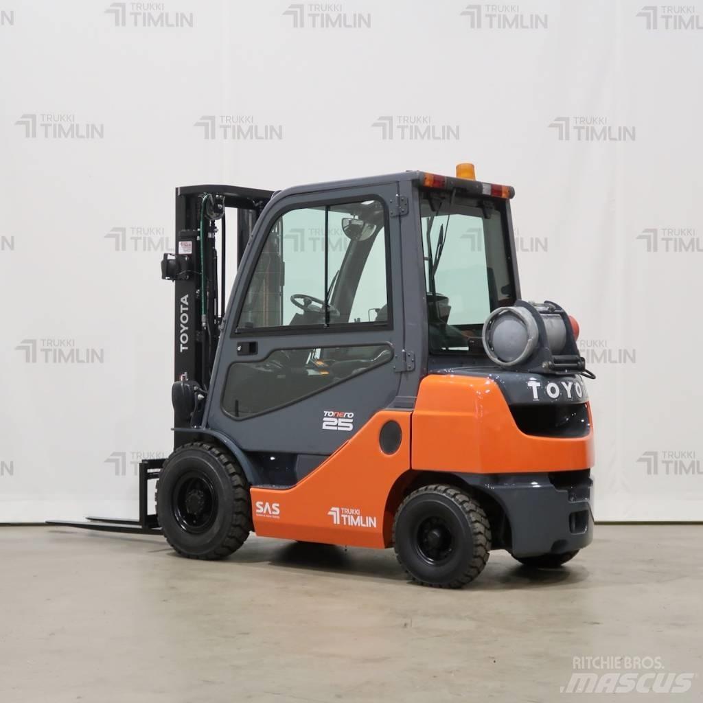 Toyota 02-8FGF25 LPG heftrucks