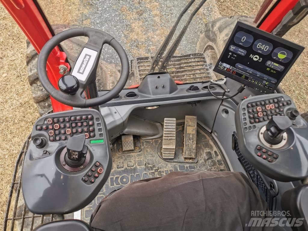 Komatsu 931 XC Harvester