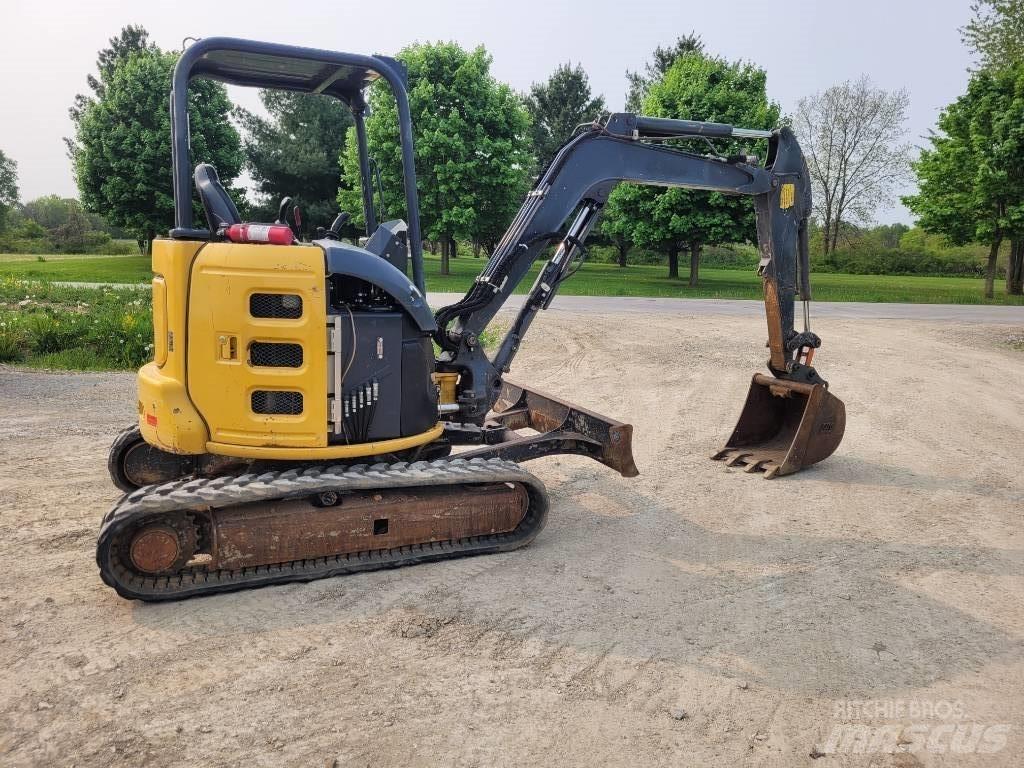 DEERE 35G Minibagger < 7t