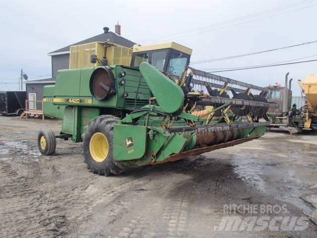 John Deere 4420 Mähdrescher