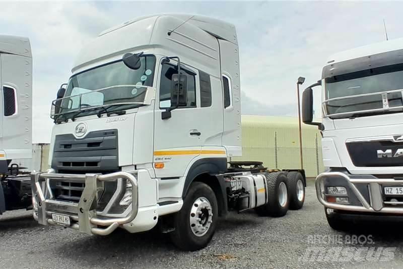 UD Quester GWE440 Andere Fahrzeuge