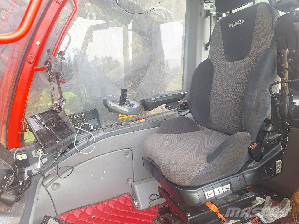 Komatsu 911 Harvester