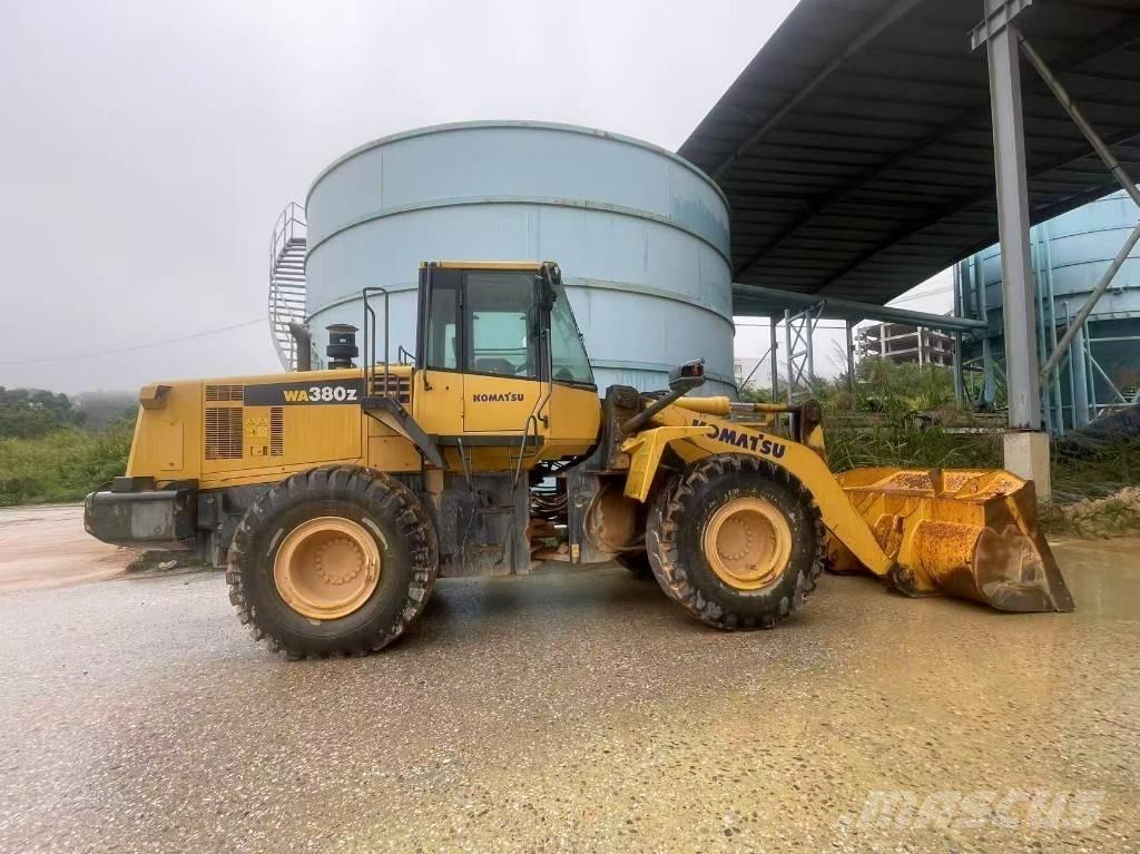 Komatsu WA 380Z-6 Radlader