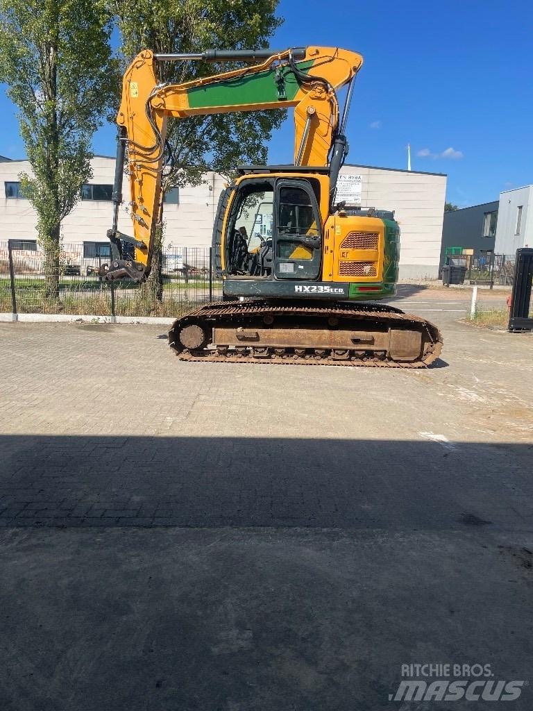Hyundai HX 235 Raupenbagger