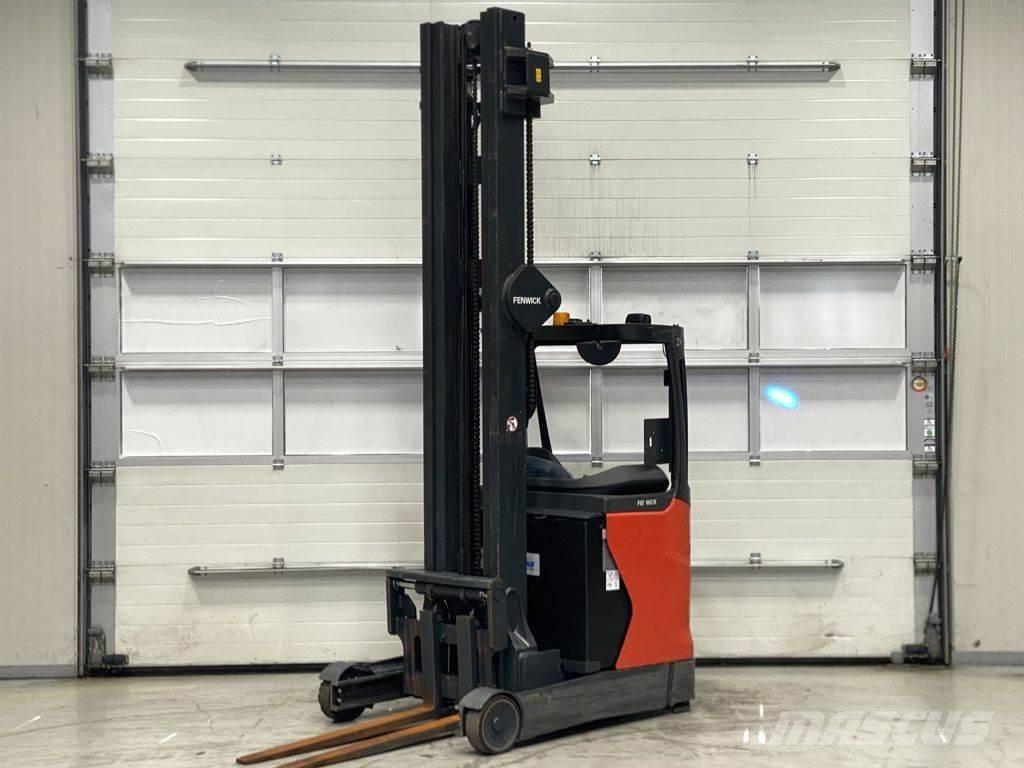 Linde R14HD Schubmaststapler