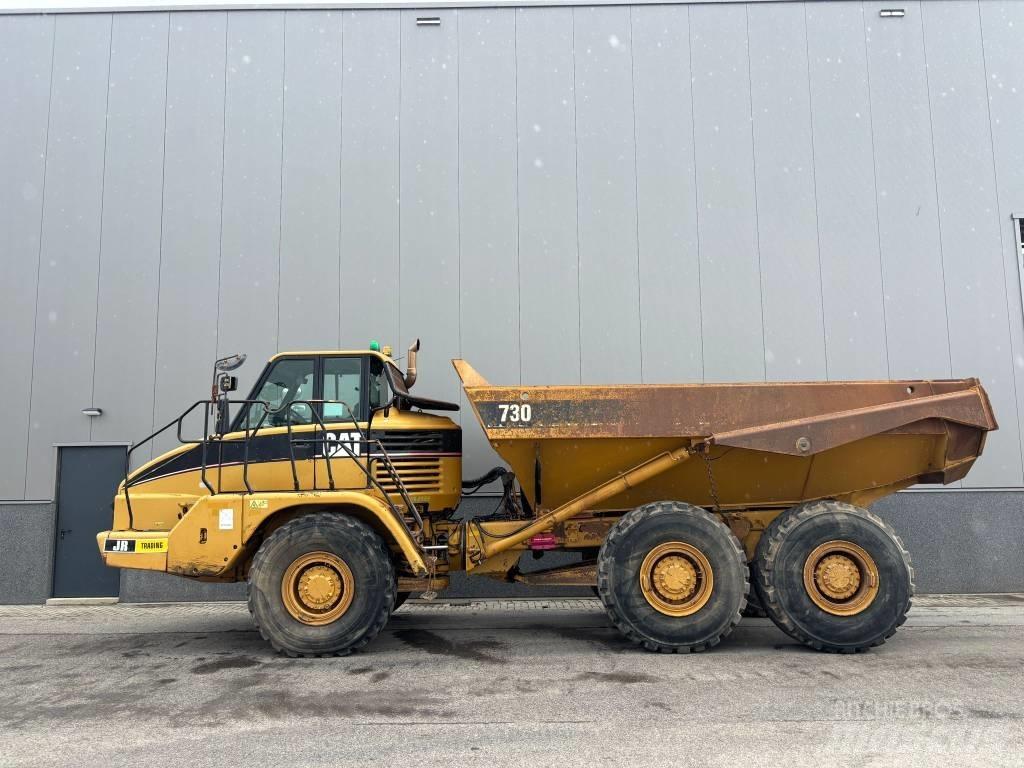 CAT 730 Dumper - Knickgelenk