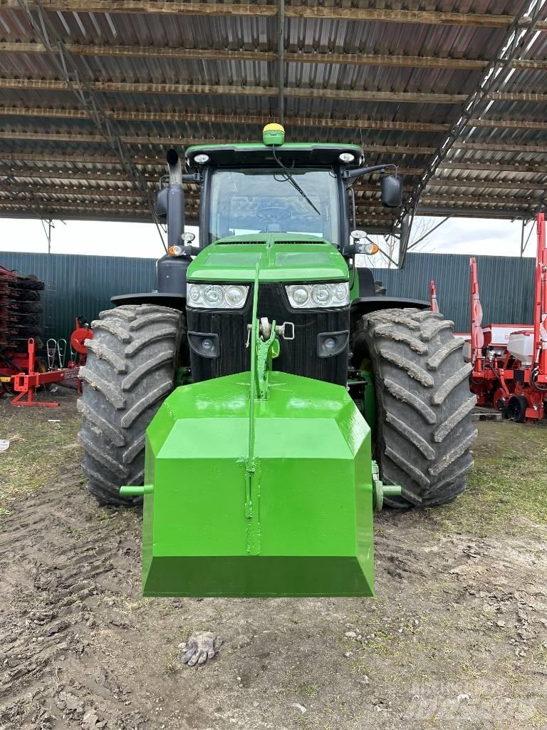 John Deere 8360 R Traktoren