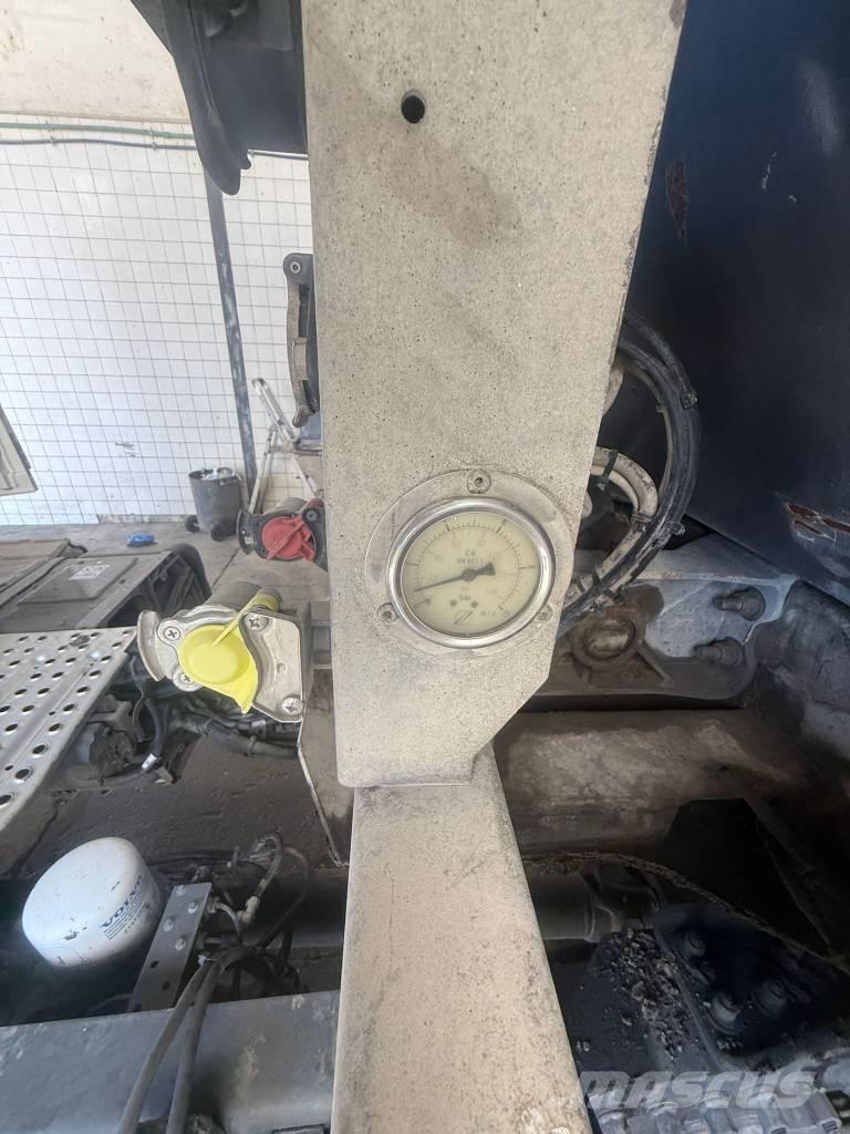 Fruehauf FST4FC, Kippladerauflieger