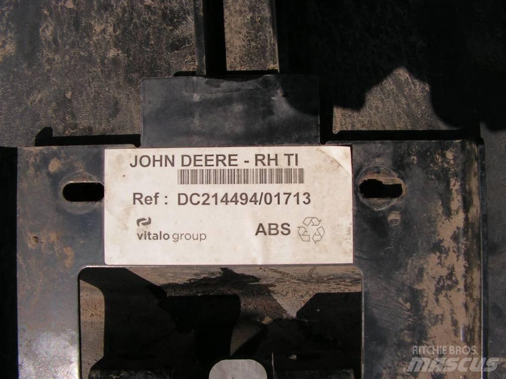 John Deere 960 Chassis