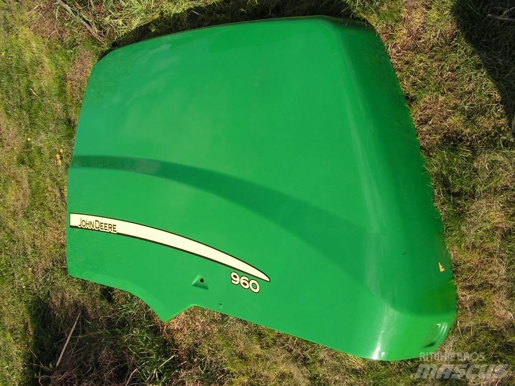 John Deere 960 Chassis