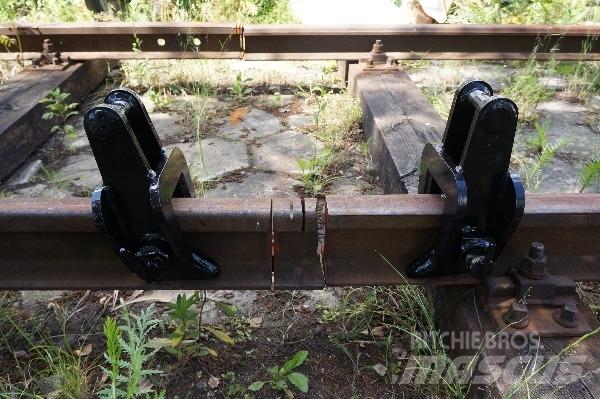  Rail carrying tongs Schienen Wartung