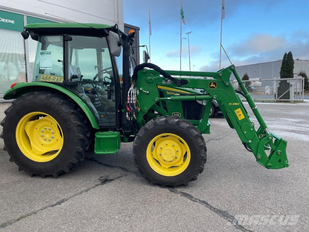 John Deere 5075 E Traktoren