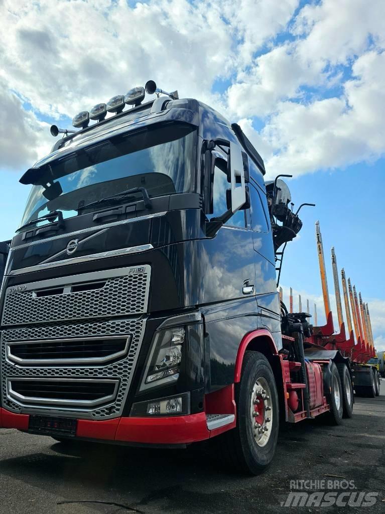 Volvo FH 16 Holztransporter