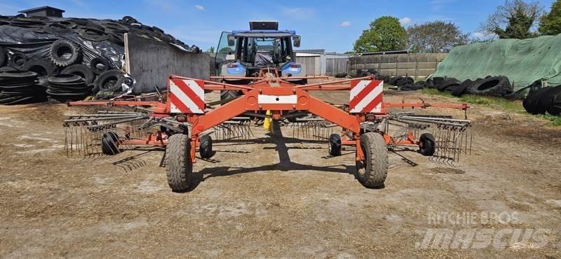 Fella TS 800 Schwader