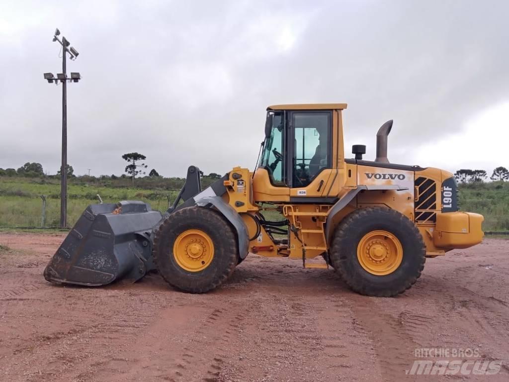 Volvo L90F Radlader