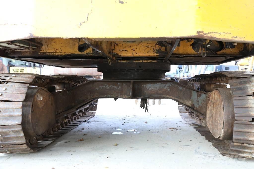 Kato HD 250 V II Raupenbagger