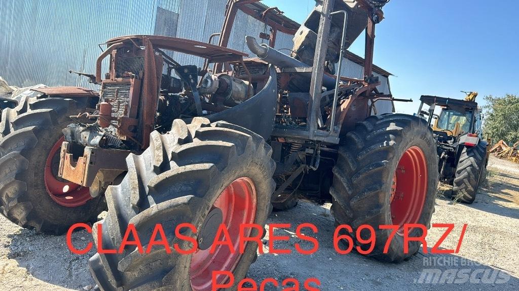 CLAAS Ares 697 ATZ Traktoren