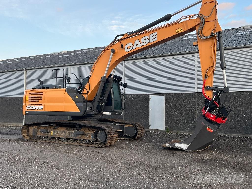 CASE CX 250 E Raupenbagger