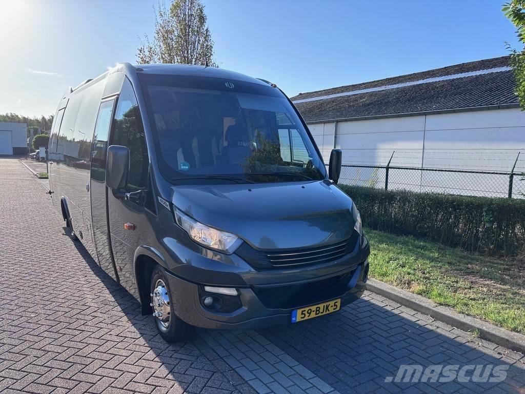 Iveco UNVI Compa Reisebusse