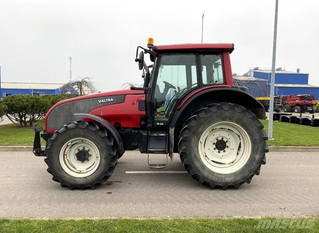 Valtra T 131 Traktoren