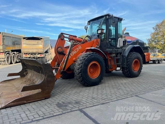 Hitachi ZW 180-6 Radlader