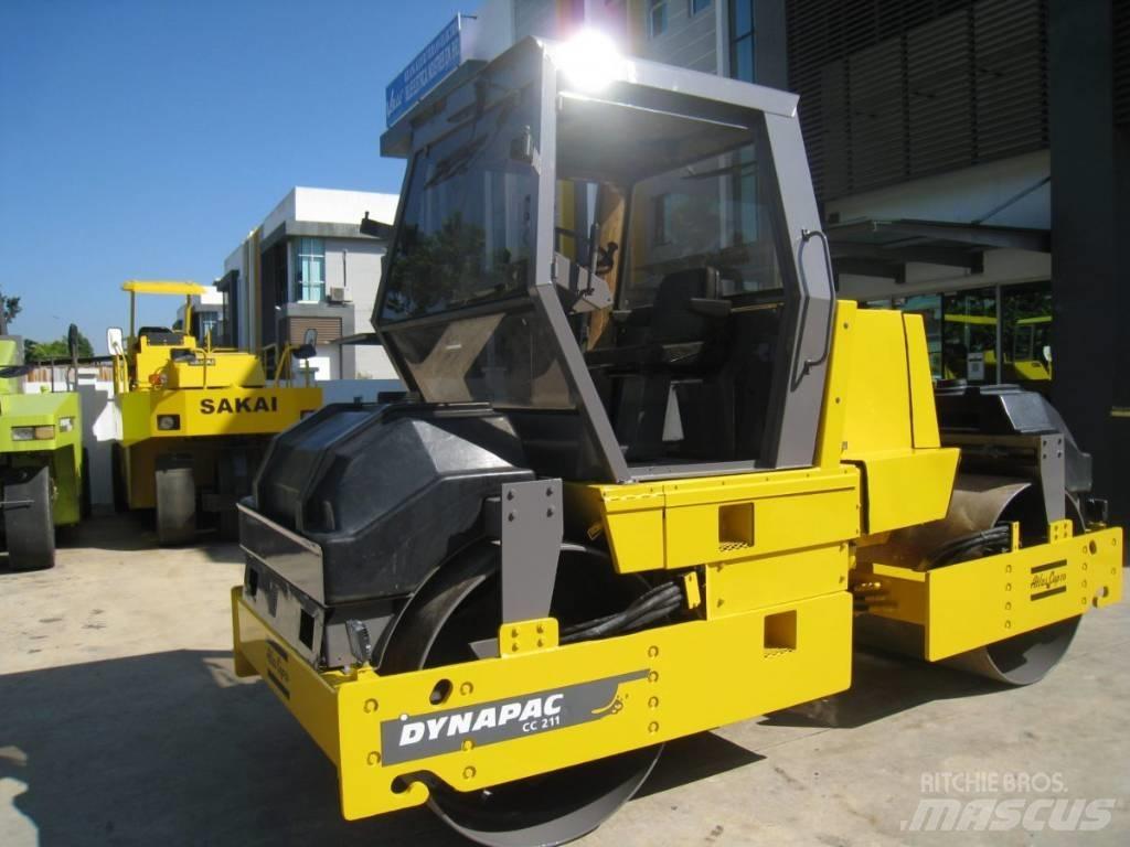 Dynapac CC 211 Tandemwalzen